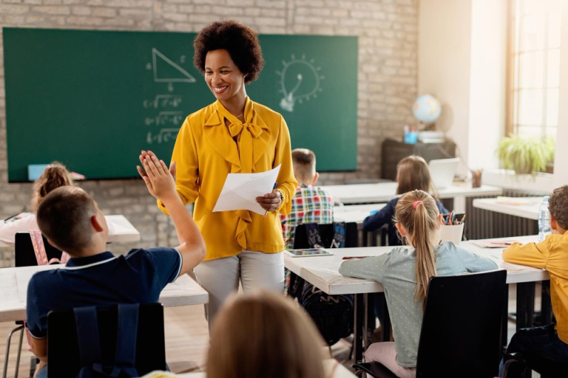 Treinamento Educacional Vivencial (Instituições De Ensino)